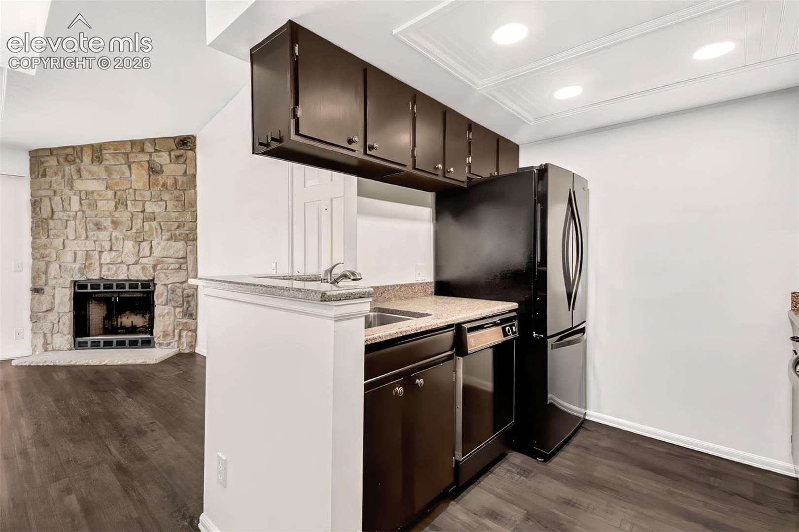 Listing photo 9 for 840 Tenderfoot Hill Road 204