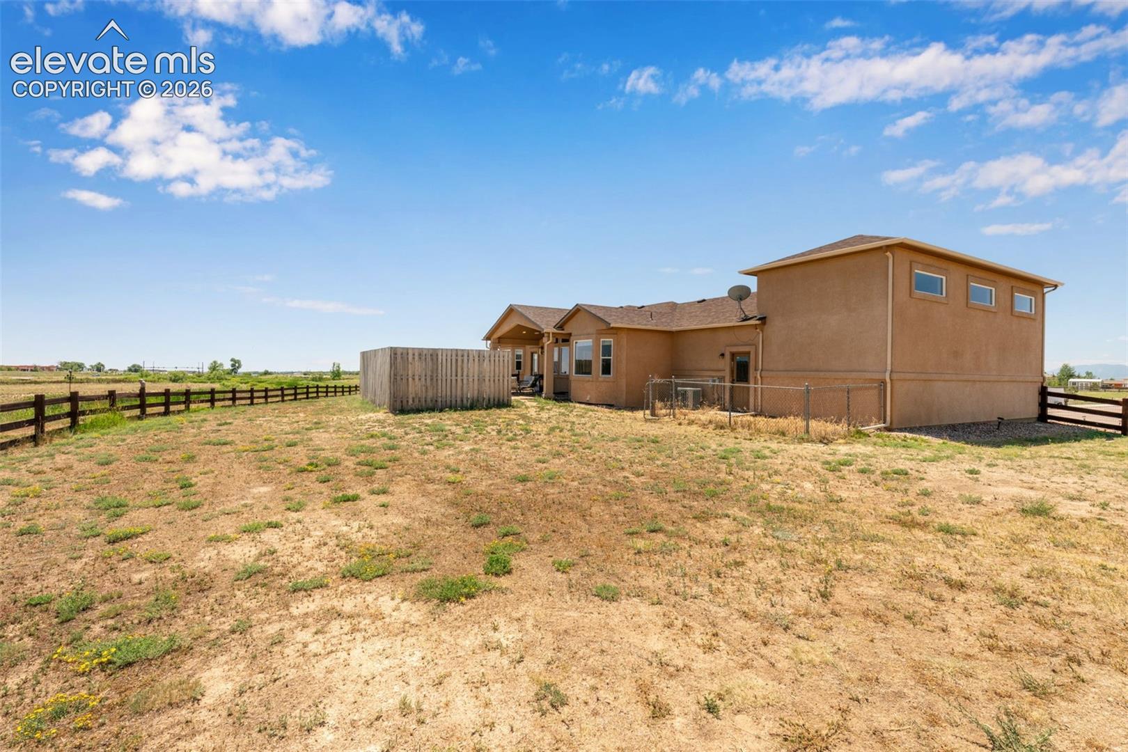 Listing photo 33 for 11263 Foxwell Way