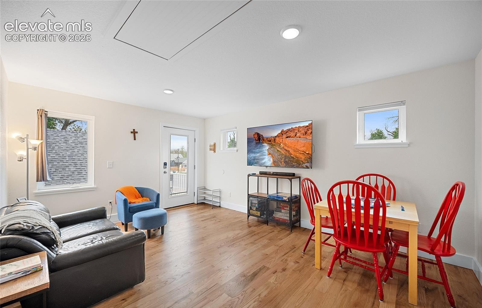Listing photo 24 for 1007 E Boulder Street