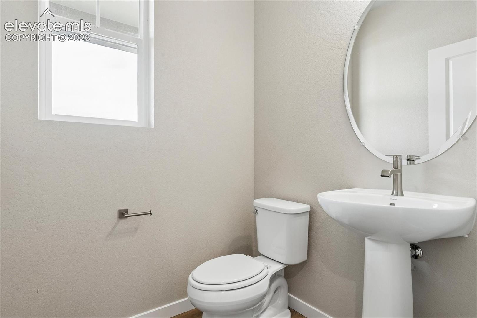 Listing photo 8 for 9695 Blaurock Drive