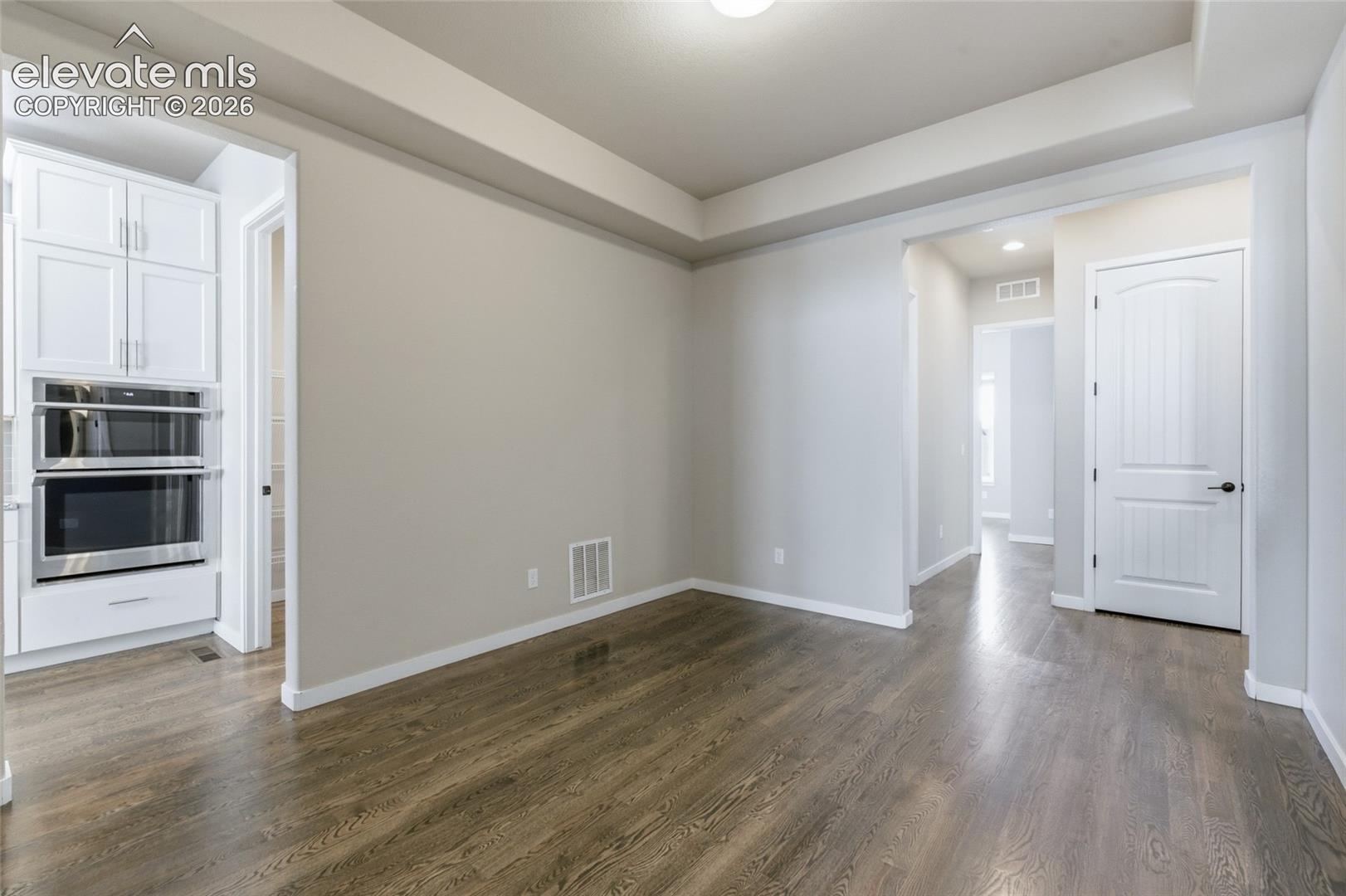 Listing photo 15 for 1878 Walnut Creek Court