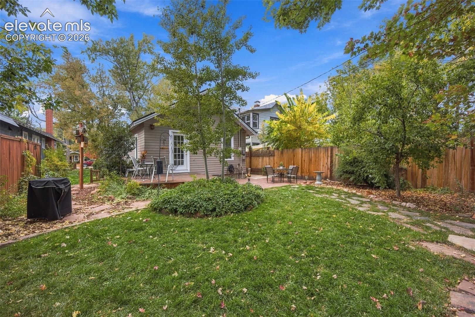 Listing photo 29 for 619 N Cedar Street