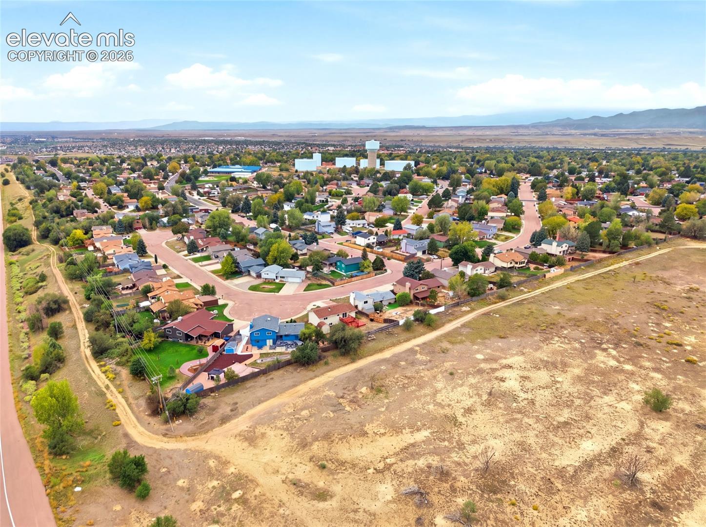 Listing photo 30 for 6735 Blue River Way