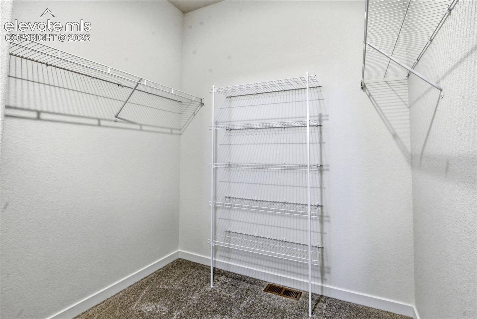Listing photo 30 for 8039 School House Drive