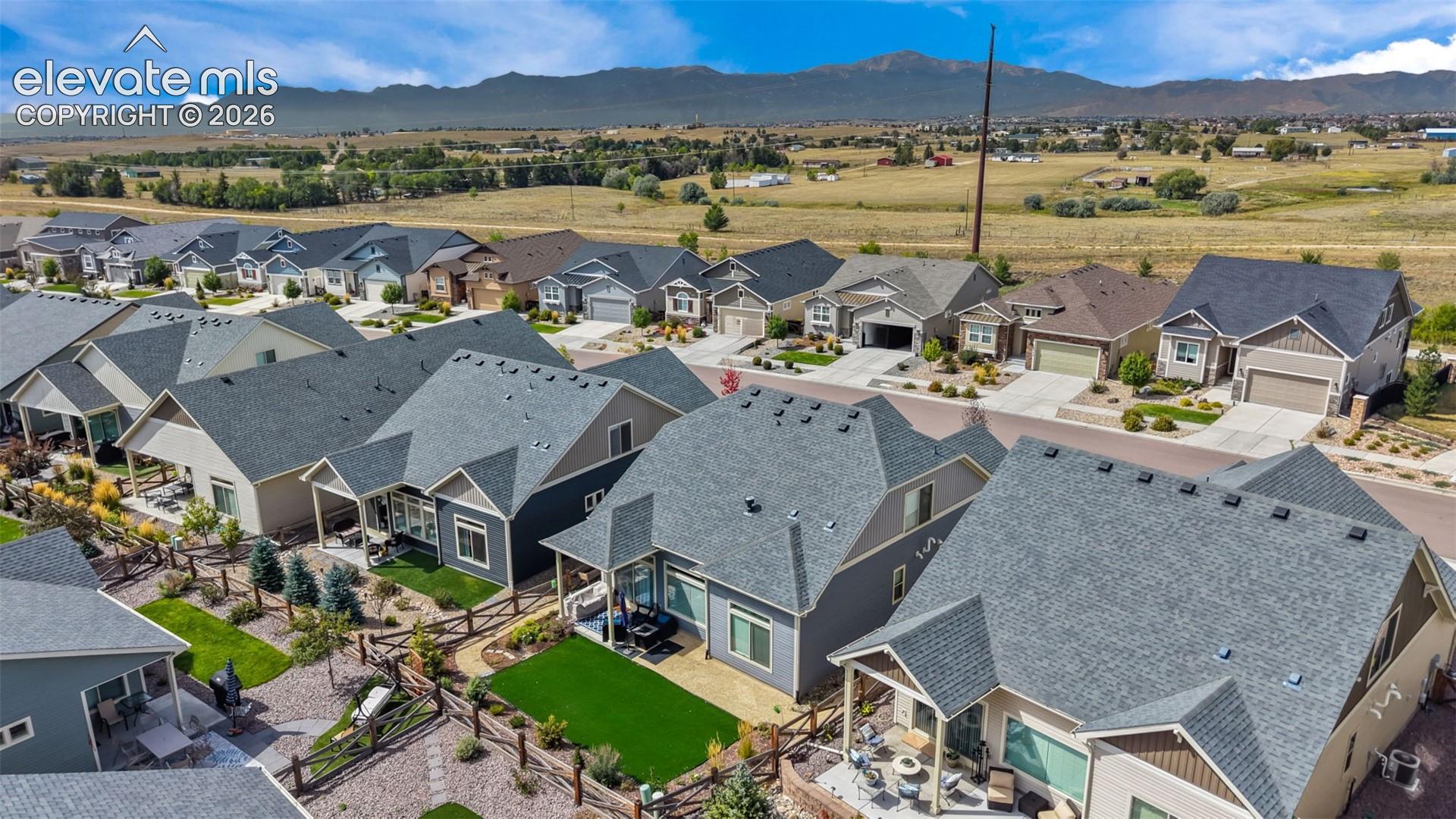 Listing photo 44 for 6055 Bennach Grove
