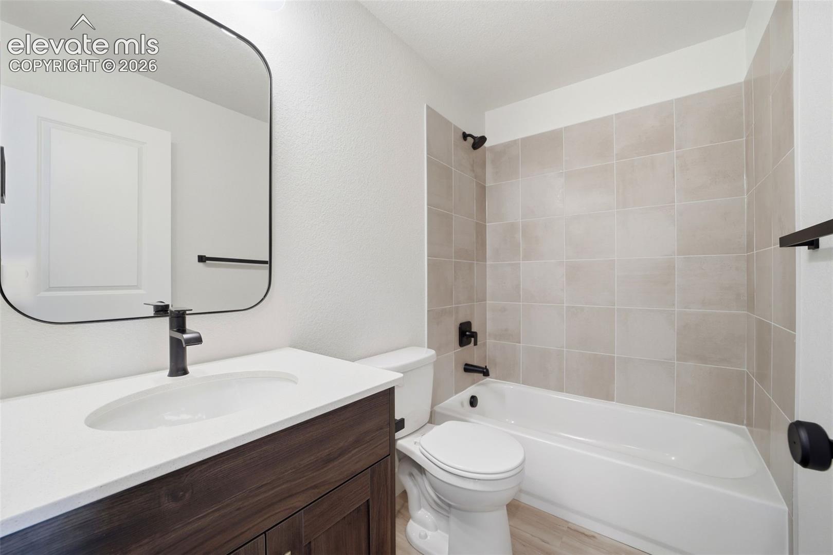 Listing photo 9 for 830 Keystone Loop