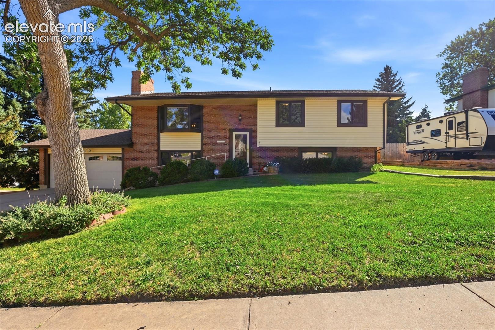 5275 Ladera Lane — listing photo