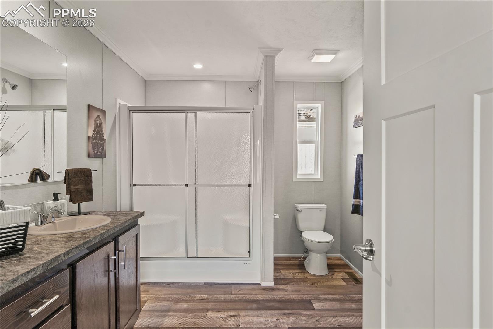 Listing photo 20 for 525 Carr Avenue