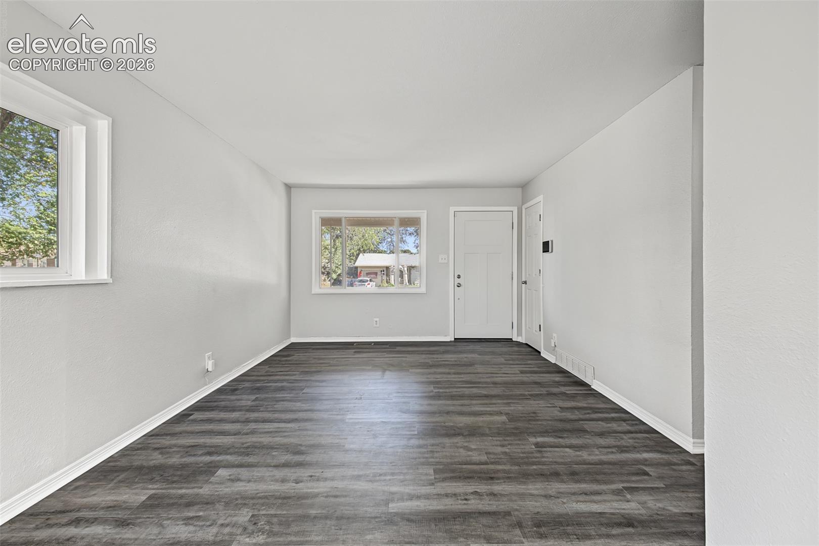 Listing photo 8 for 1612 Widefield Drive