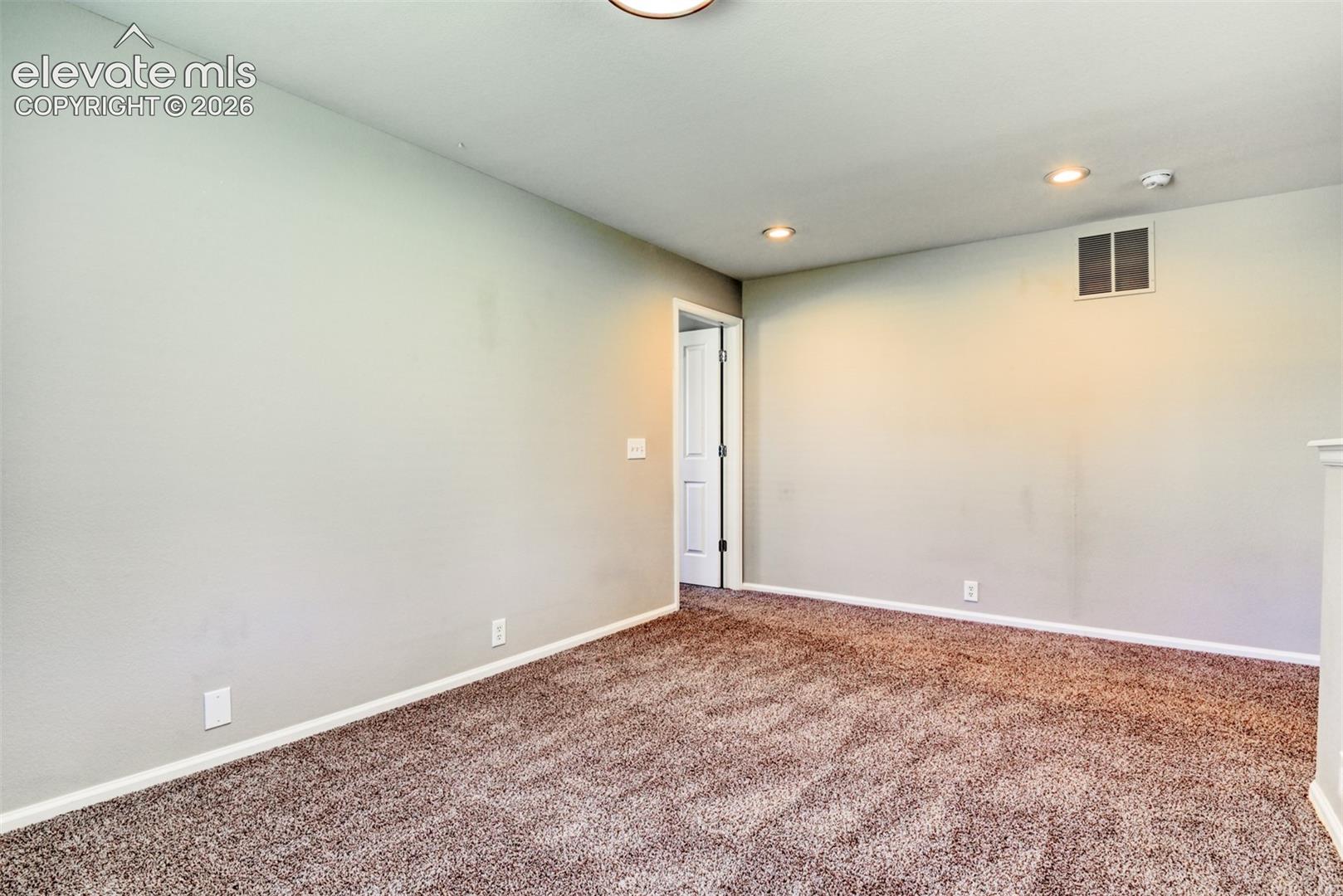 Listing photo 25 for 7168 Yampa River Heights