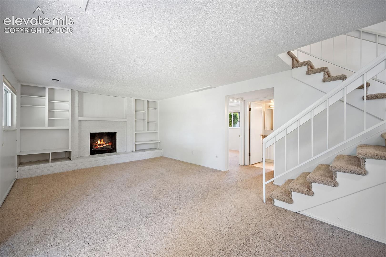 Listing photo 22 for 4695 W Stanford Avenue