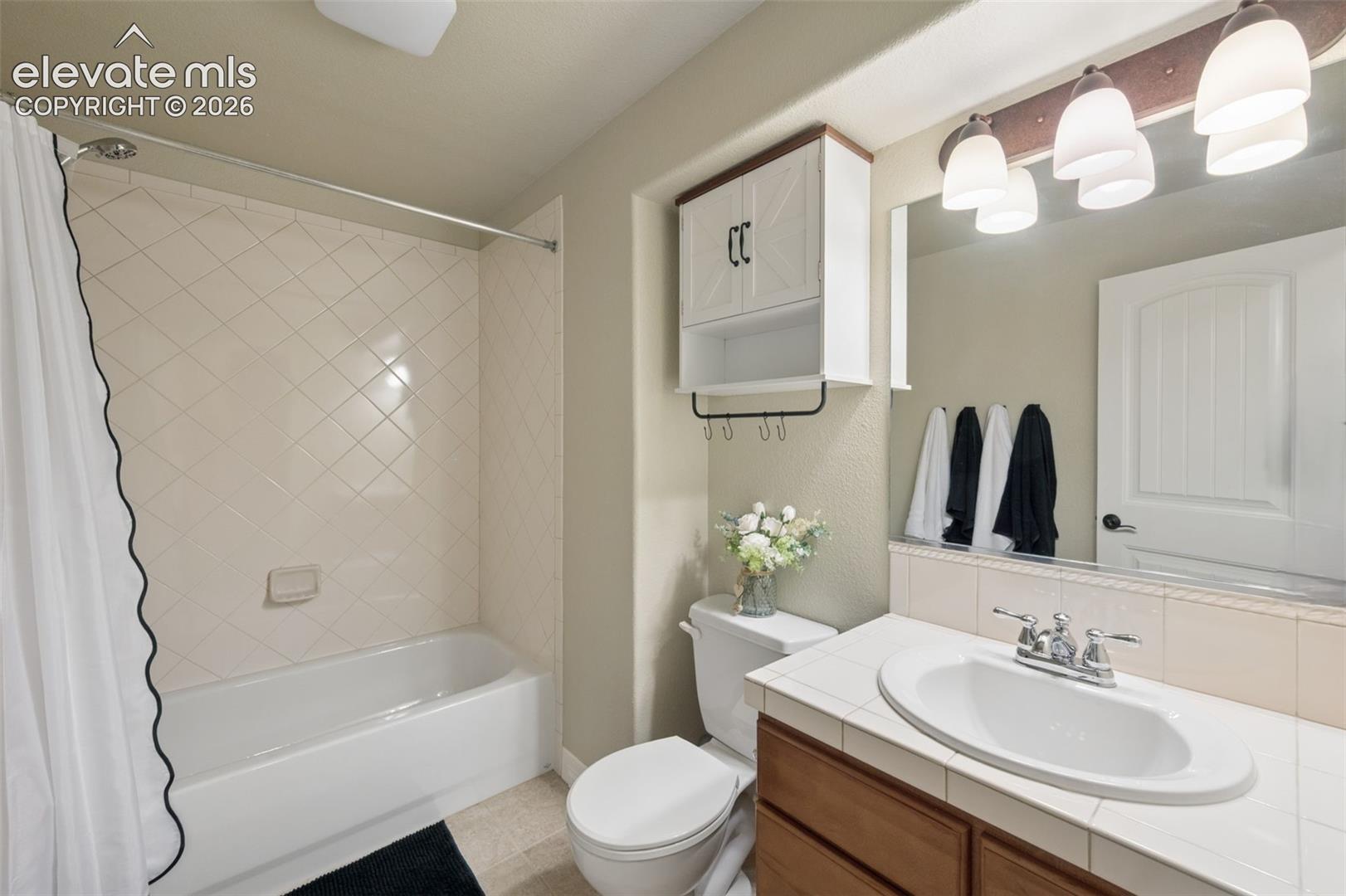 Listing photo 36 for 7966 Mount Hayden Drive