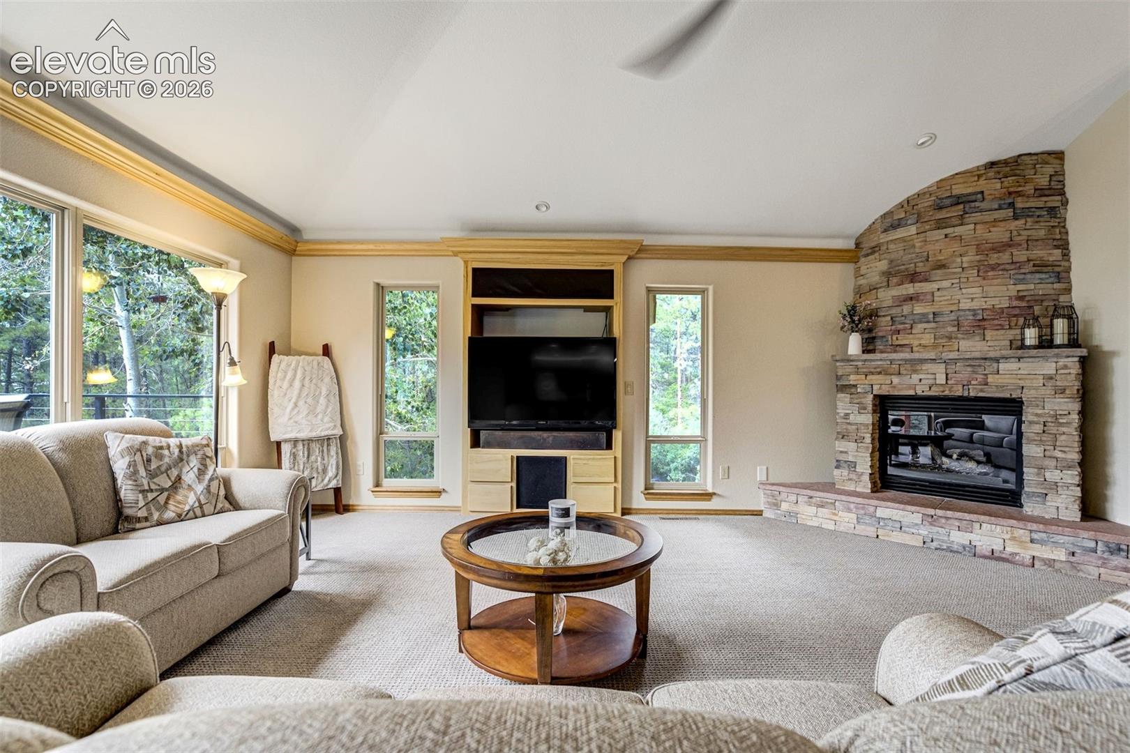 Listing photo 9 for 1851 Gore Drive