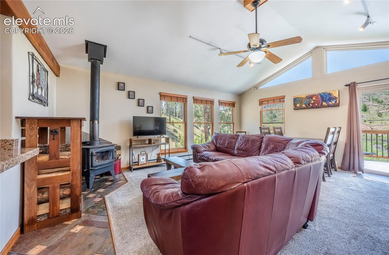Listing photo 16 for 15970 Willow Way