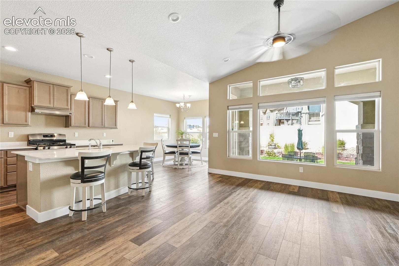 Listing photo 4 for 13117 Stone Peaks Way