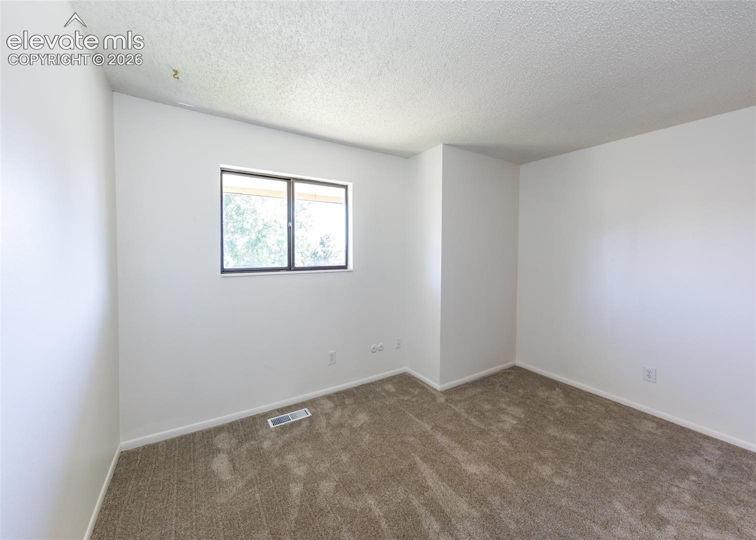 5013 Masheena Lane, photo 20