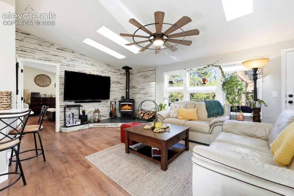 Listing photo 19 for 61 Forge Drive