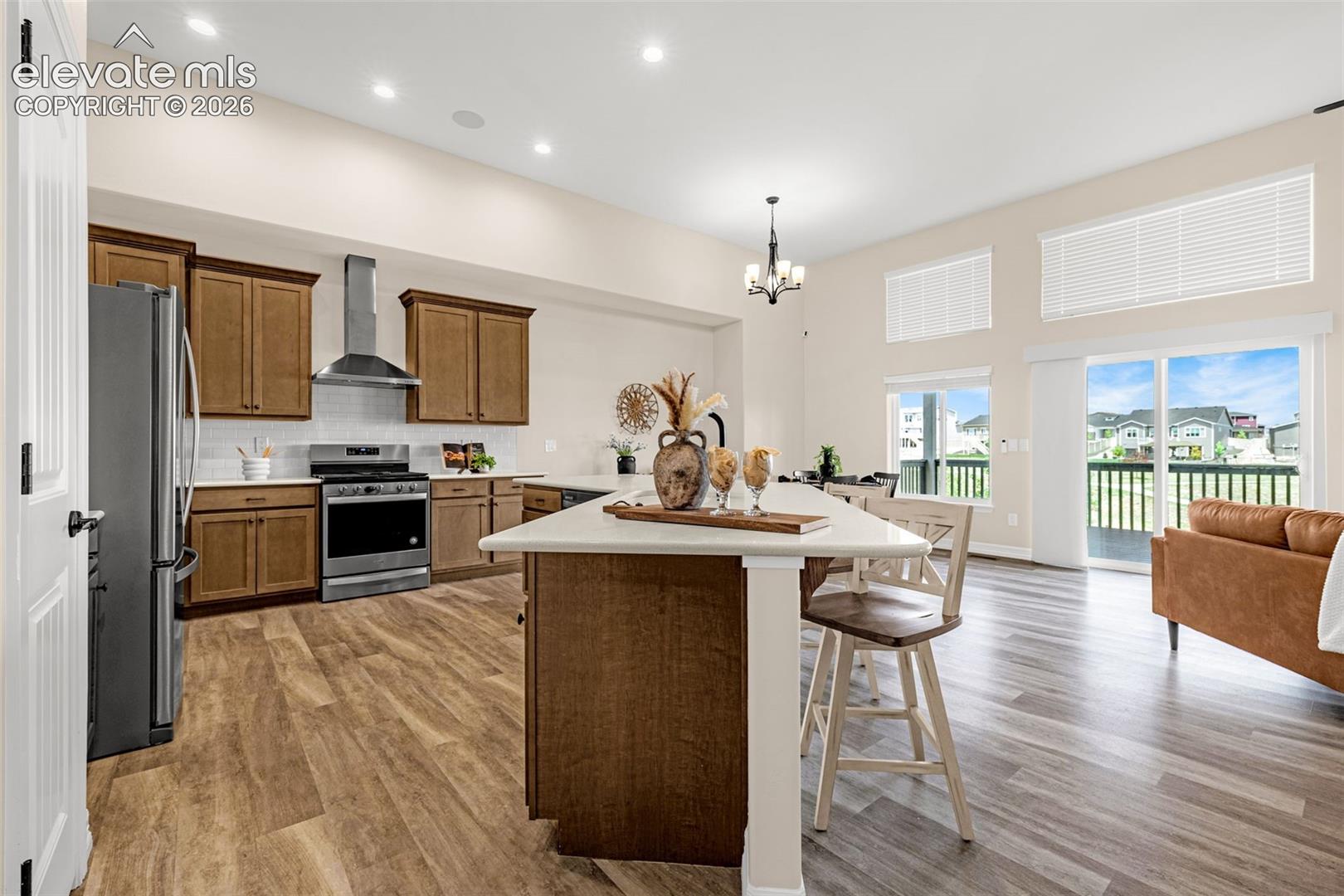 Listing photo 5 for 9813 Fairway Glen Drive