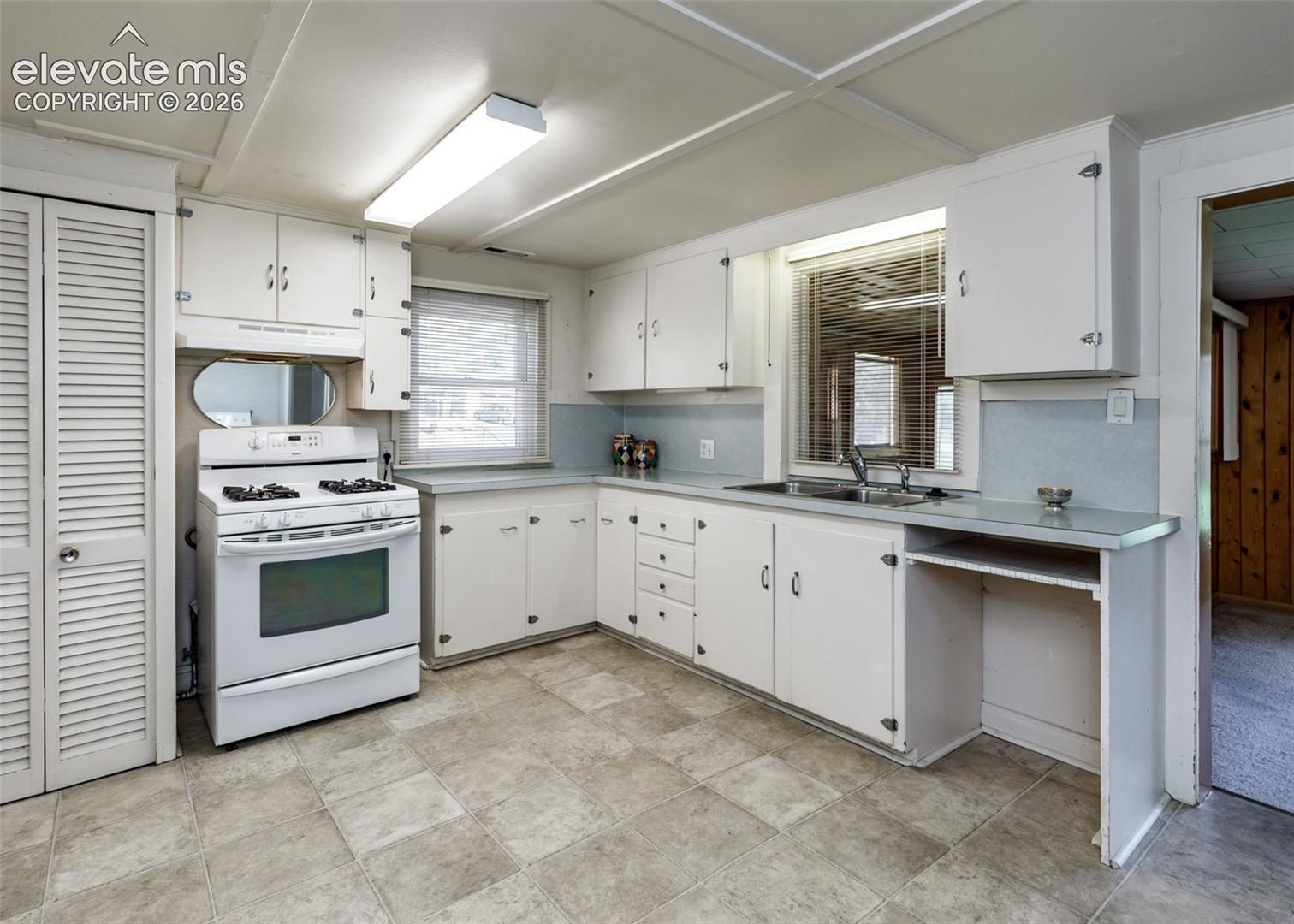 505 Gunnison Avenue, photo 9