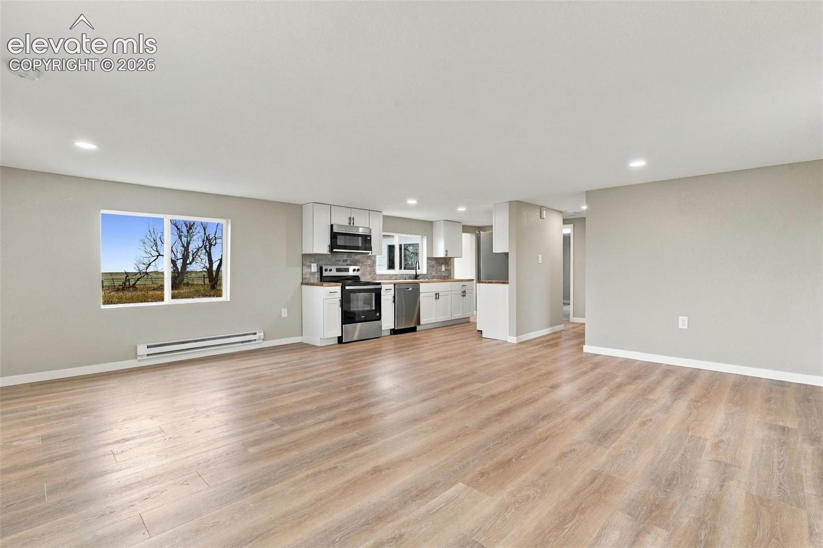 Listing photo 9 for 10672 Boone Road