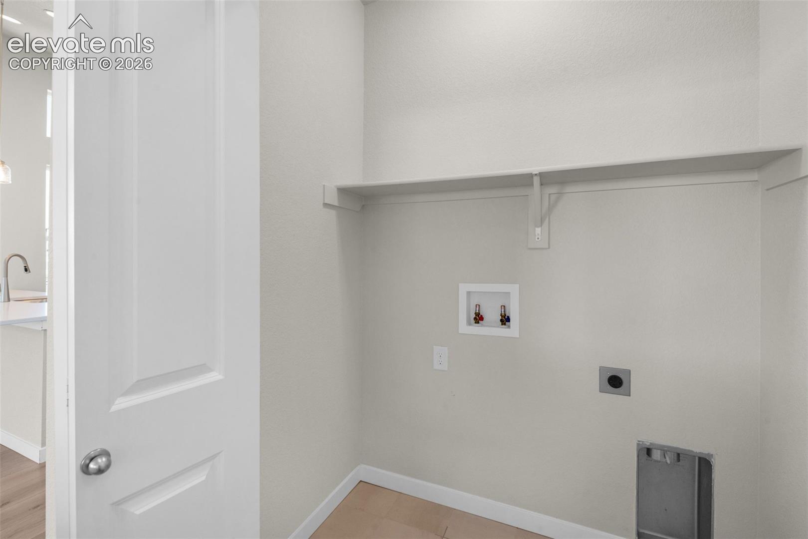 Listing photo 20 for 6872 Lily Mountain Lane