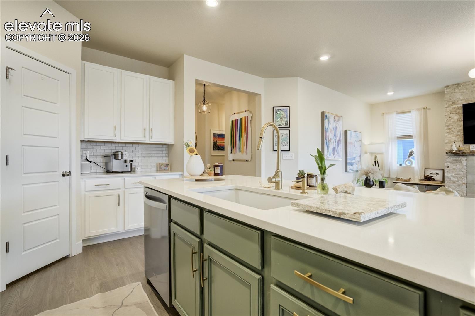 Listing photo 13 for 12660 Enclave Scenic Drive