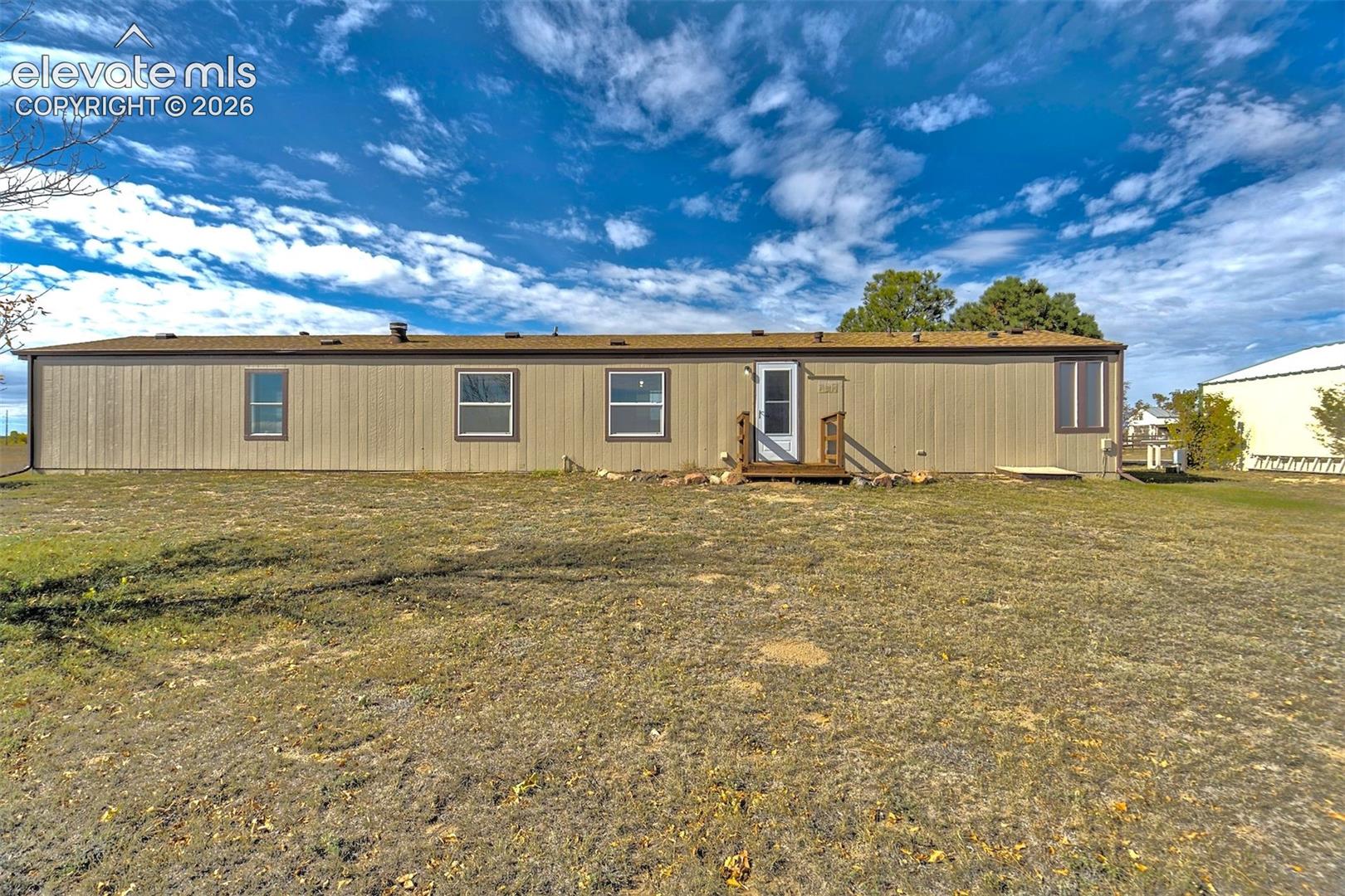 Listing photo 47 for 6375 Field View