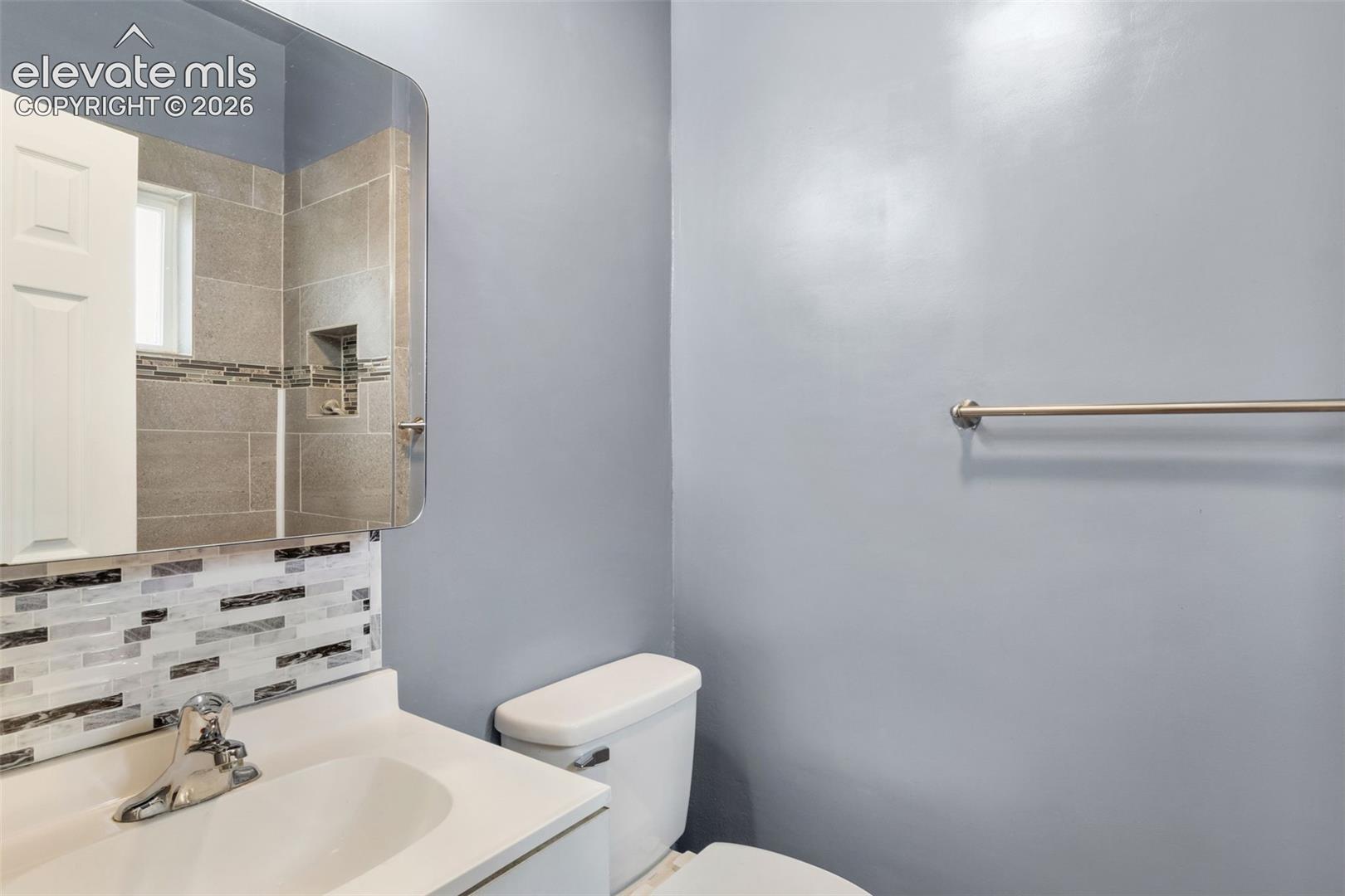 Listing photo 17 for 1418 Spruce Street