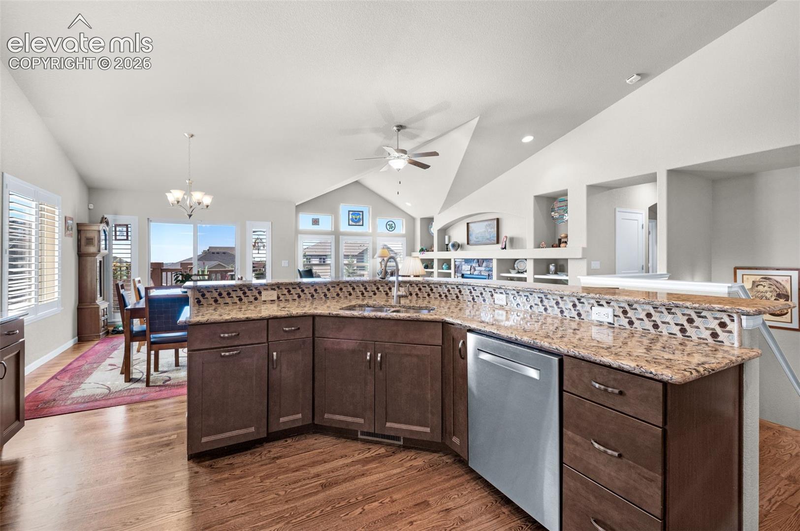 Listing photo 9 for 9828 Surrey Run Drive