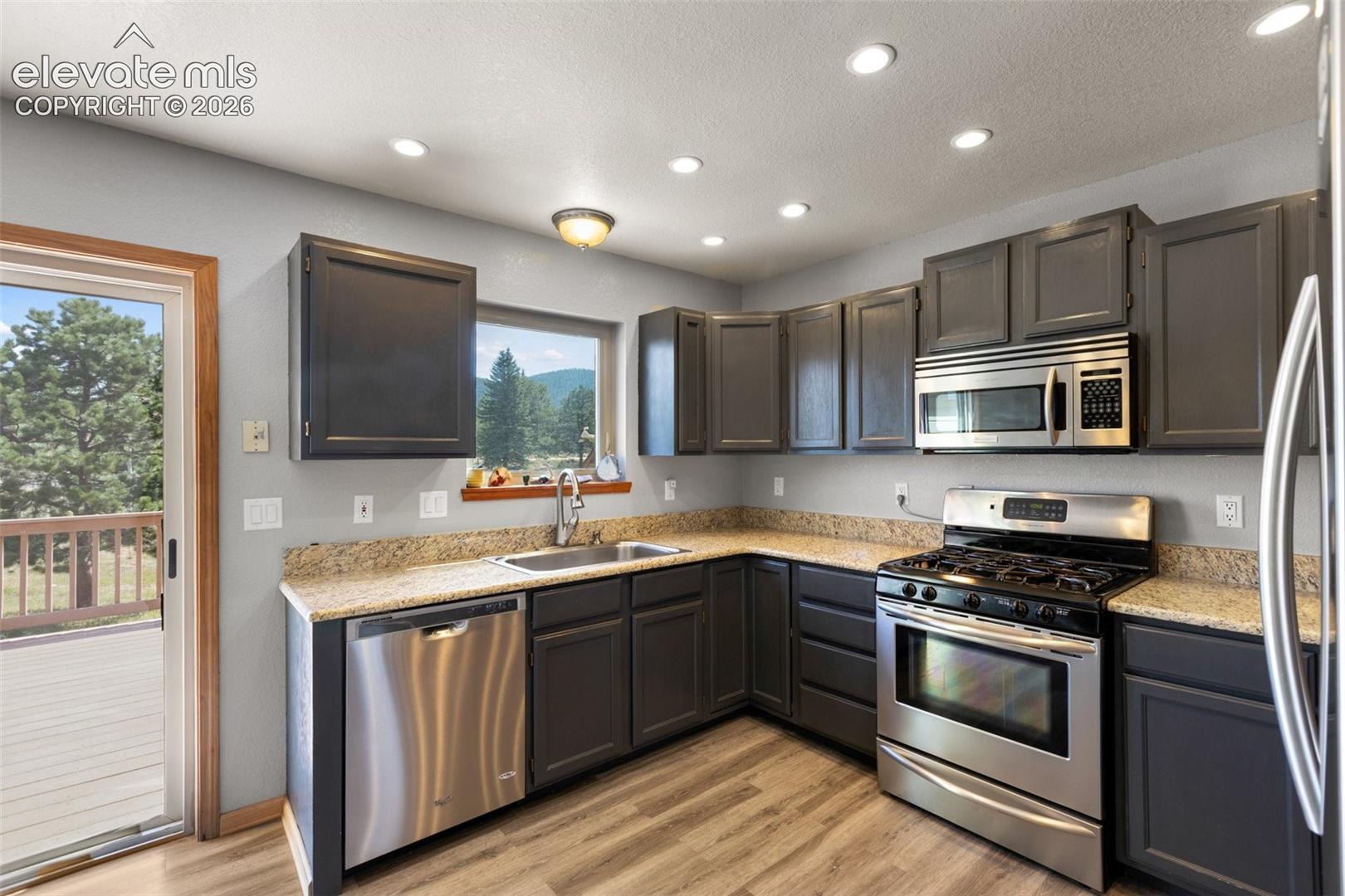 Listing photo 10 for 290 Taopi Circle