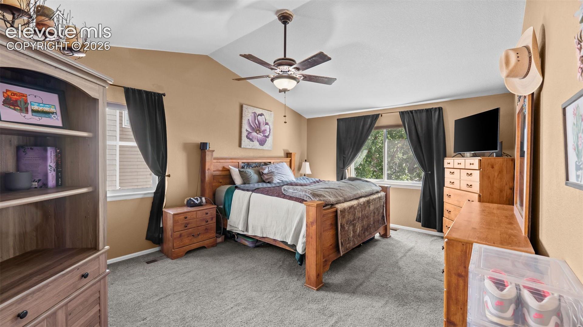 Listing photo 18 for 6544 Cabana Circle