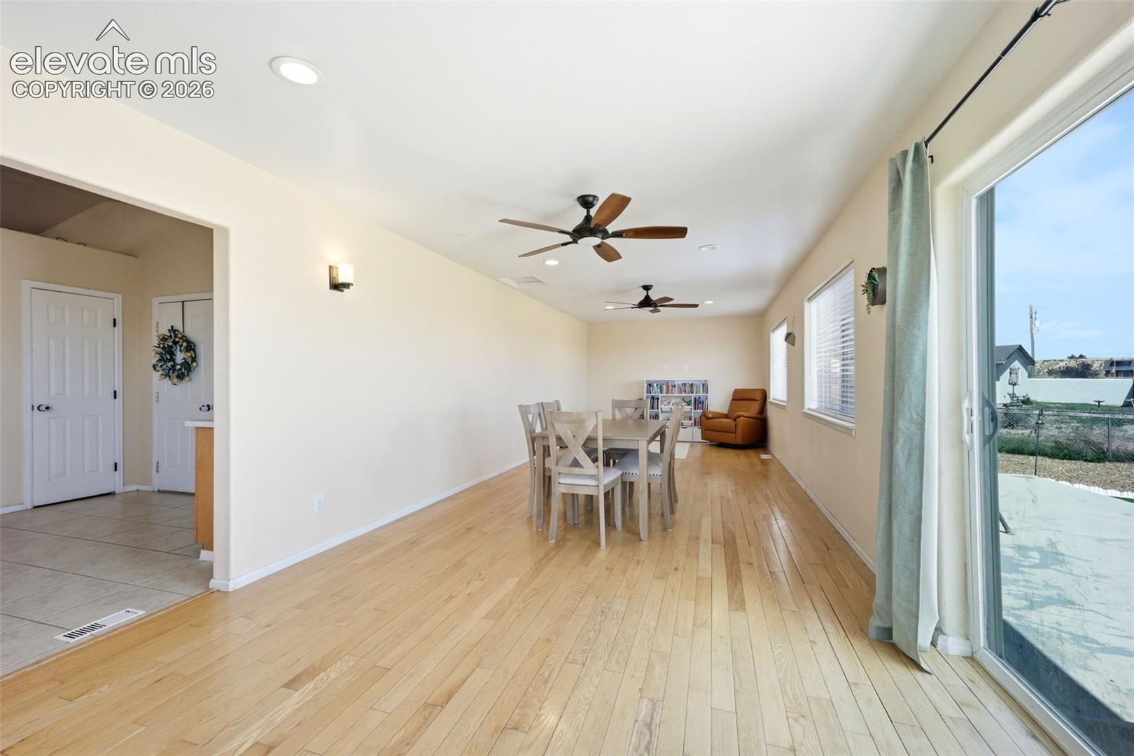 Listing photo 14 for 1218 E Onizuka Lane