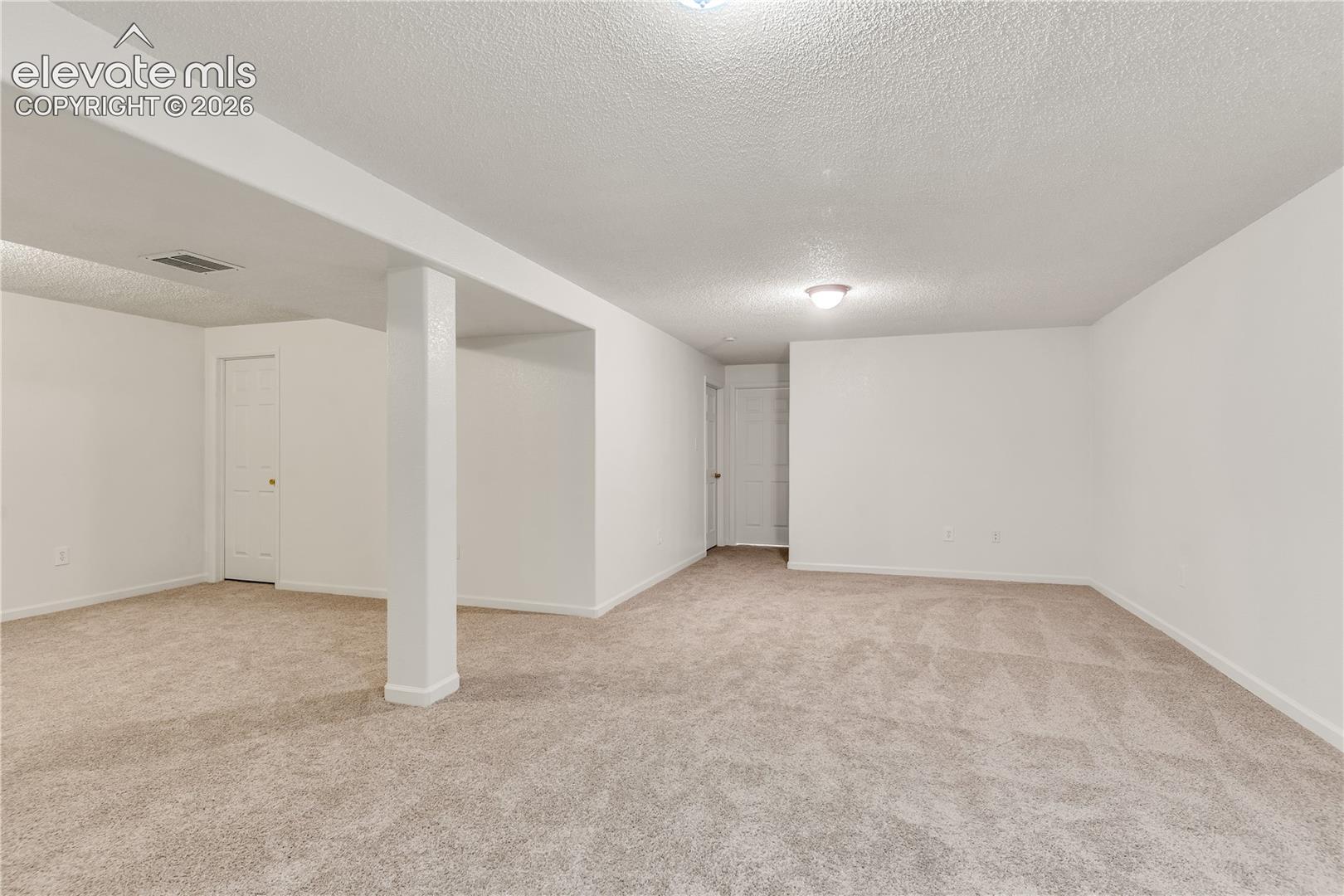 Listing photo 19 for 508 S Bayfield Avenue