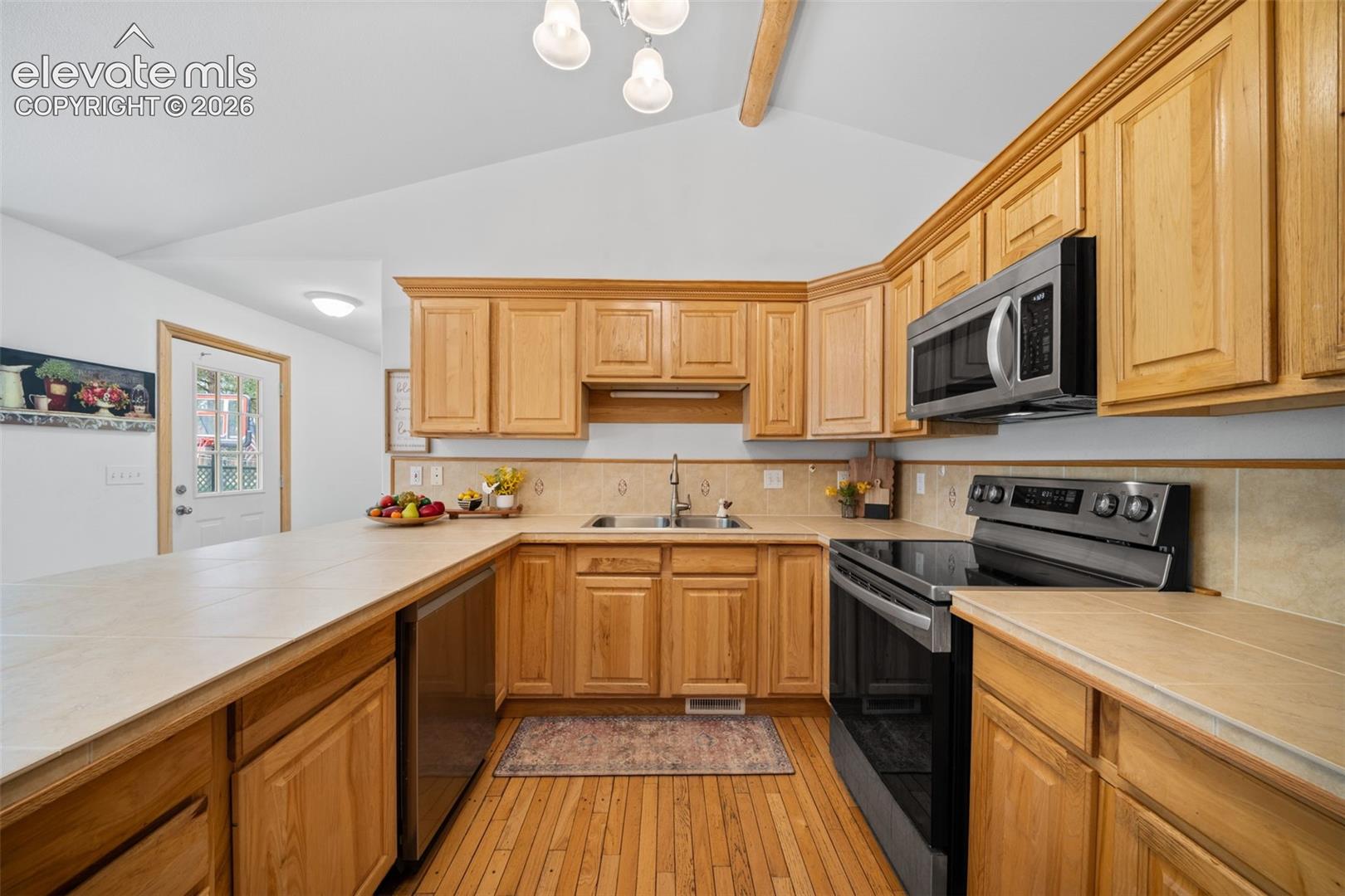 Listing photo 9 for 1400 Eagle Trace Court
