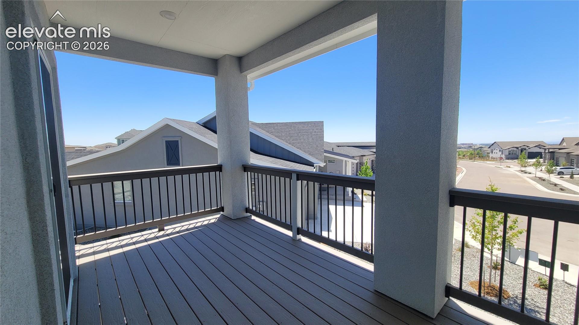 Listing photo 16 for 10651 Wolf Lake Drive
