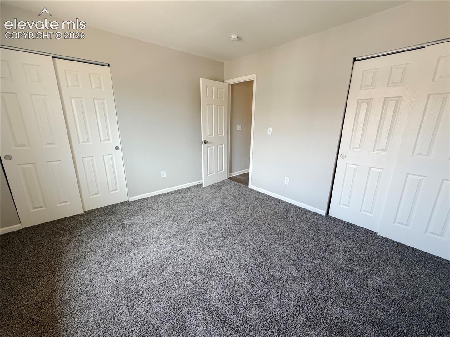 Listing photo 14 for 3075 Starlight Circle
