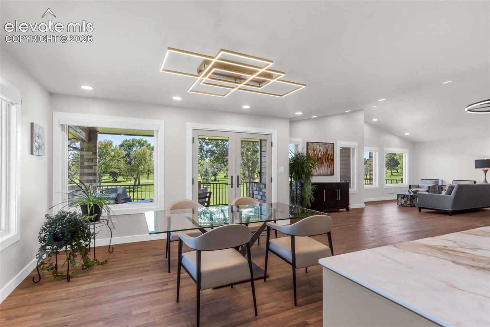 Listing photo 10 for 2 Country Club Village