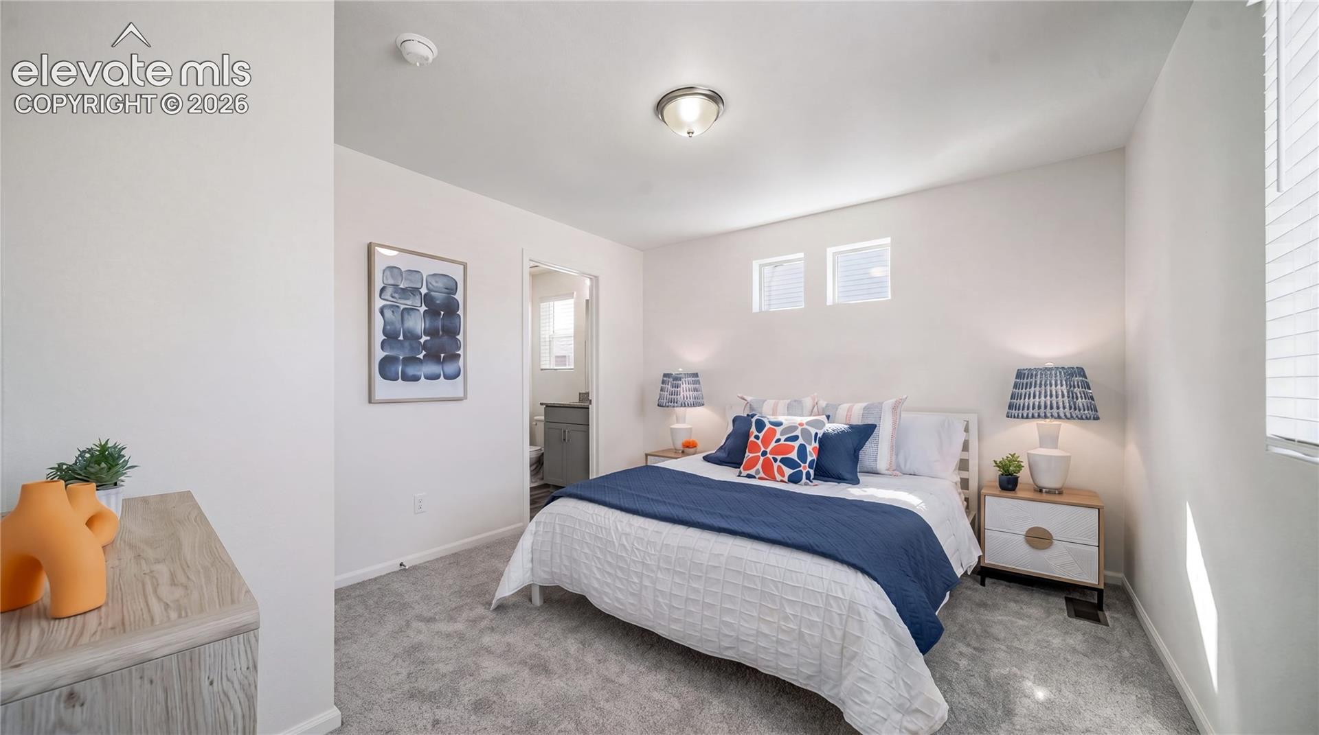 Listing photo 6 for 5664 Bowerman Lane