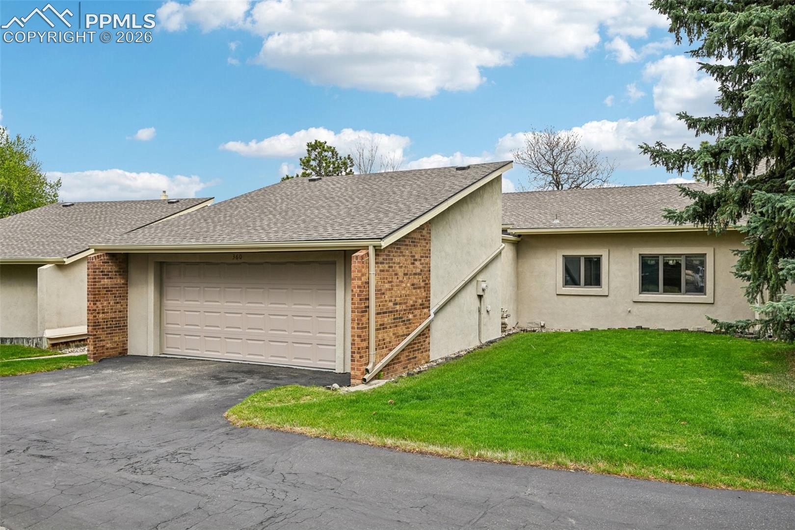360 Blue Windsor Lane