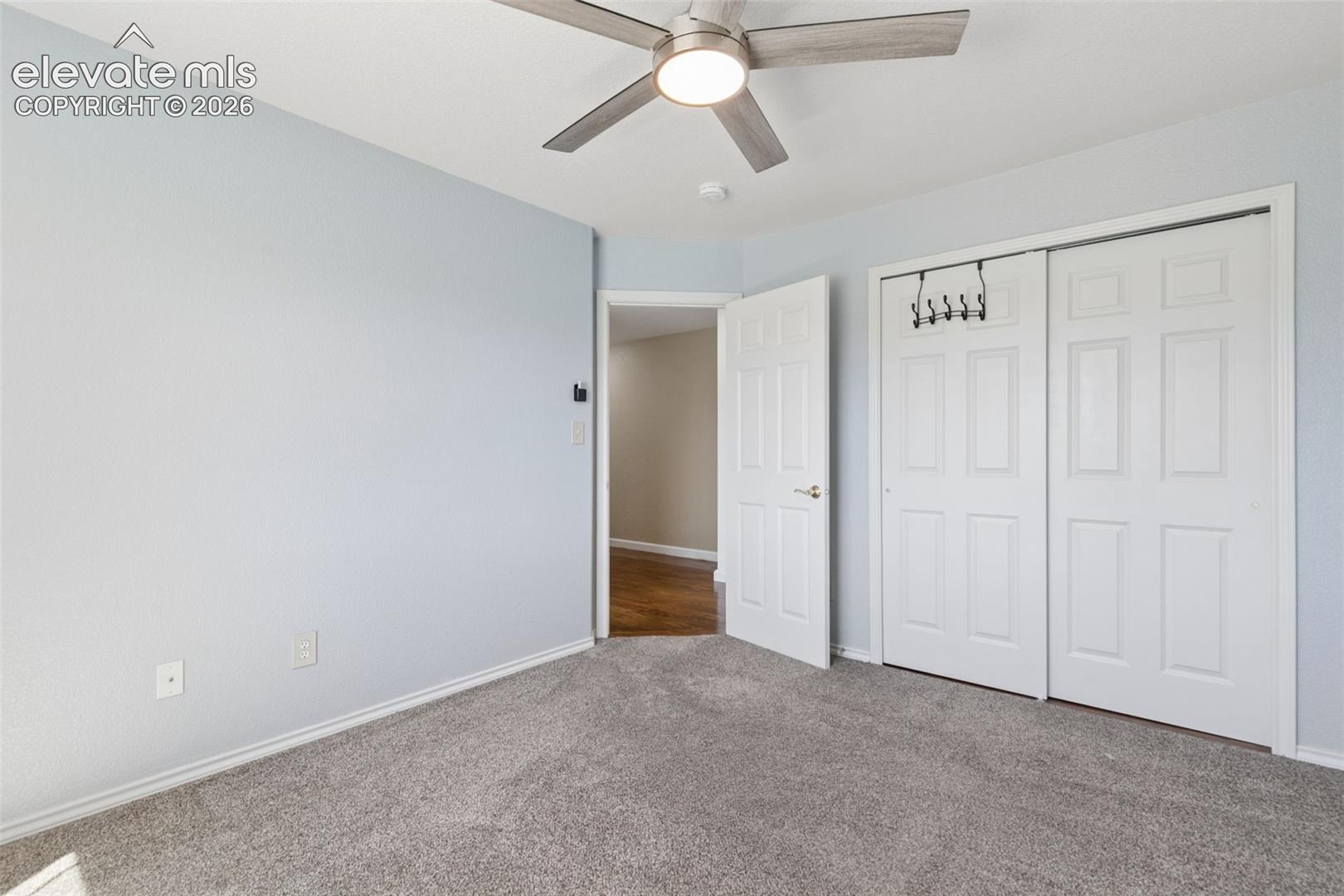 Listing photo 31 for 1622 Lookout Springs Drive