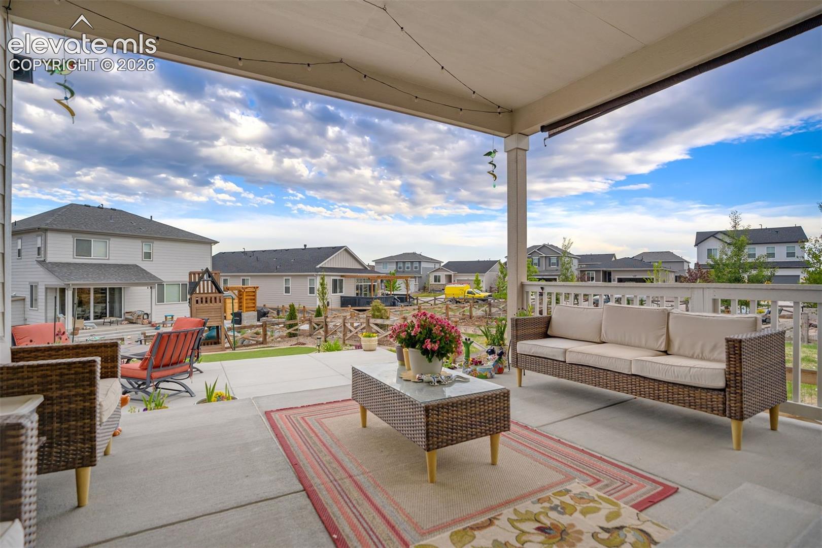 5689 Mammoth Lane, photo 29