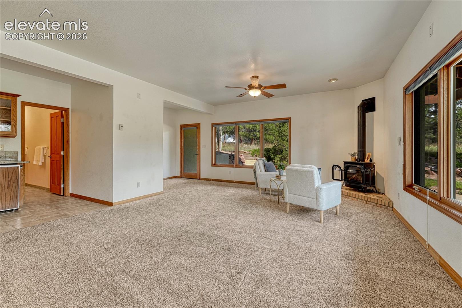 Listing photo 34 for 19435 Sherwood Trail
