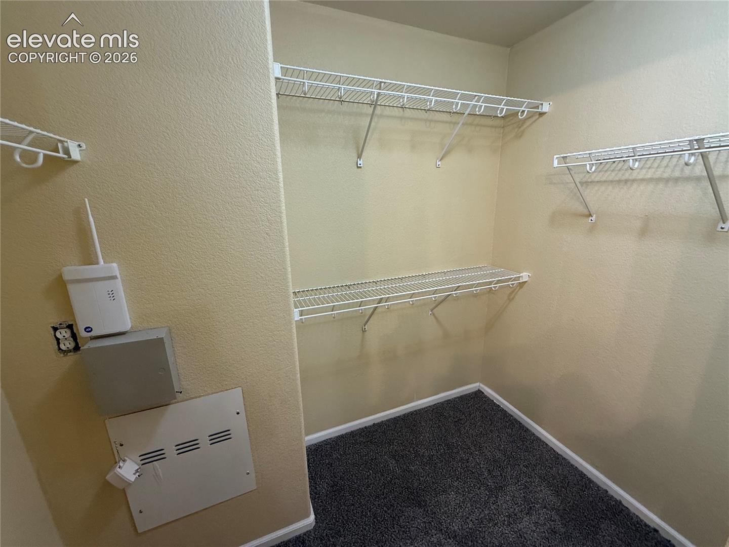 Listing photo 15 for 8309 Confluence Point