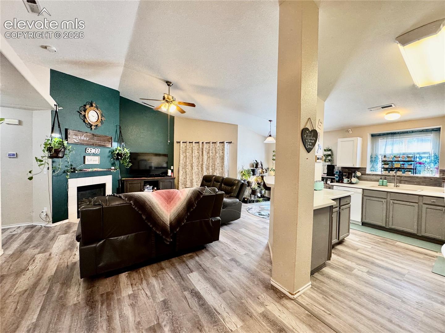 3748 Riviera Grove, photo 3