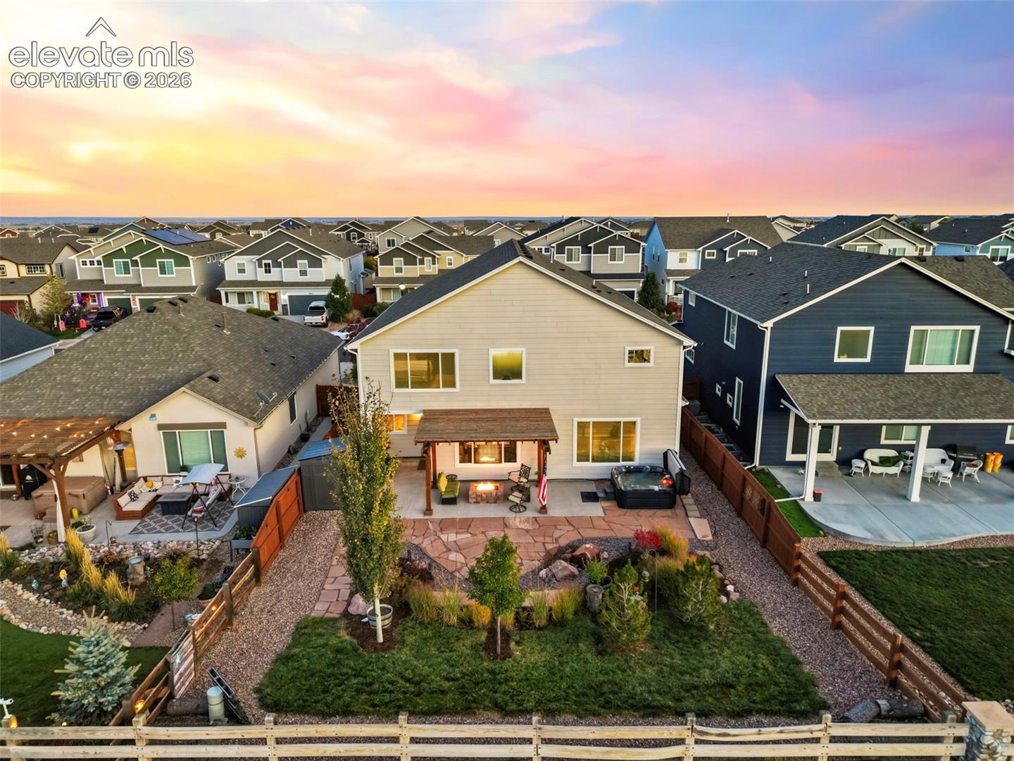 Listing photo 38 for 9652 Emerald Vista Drive