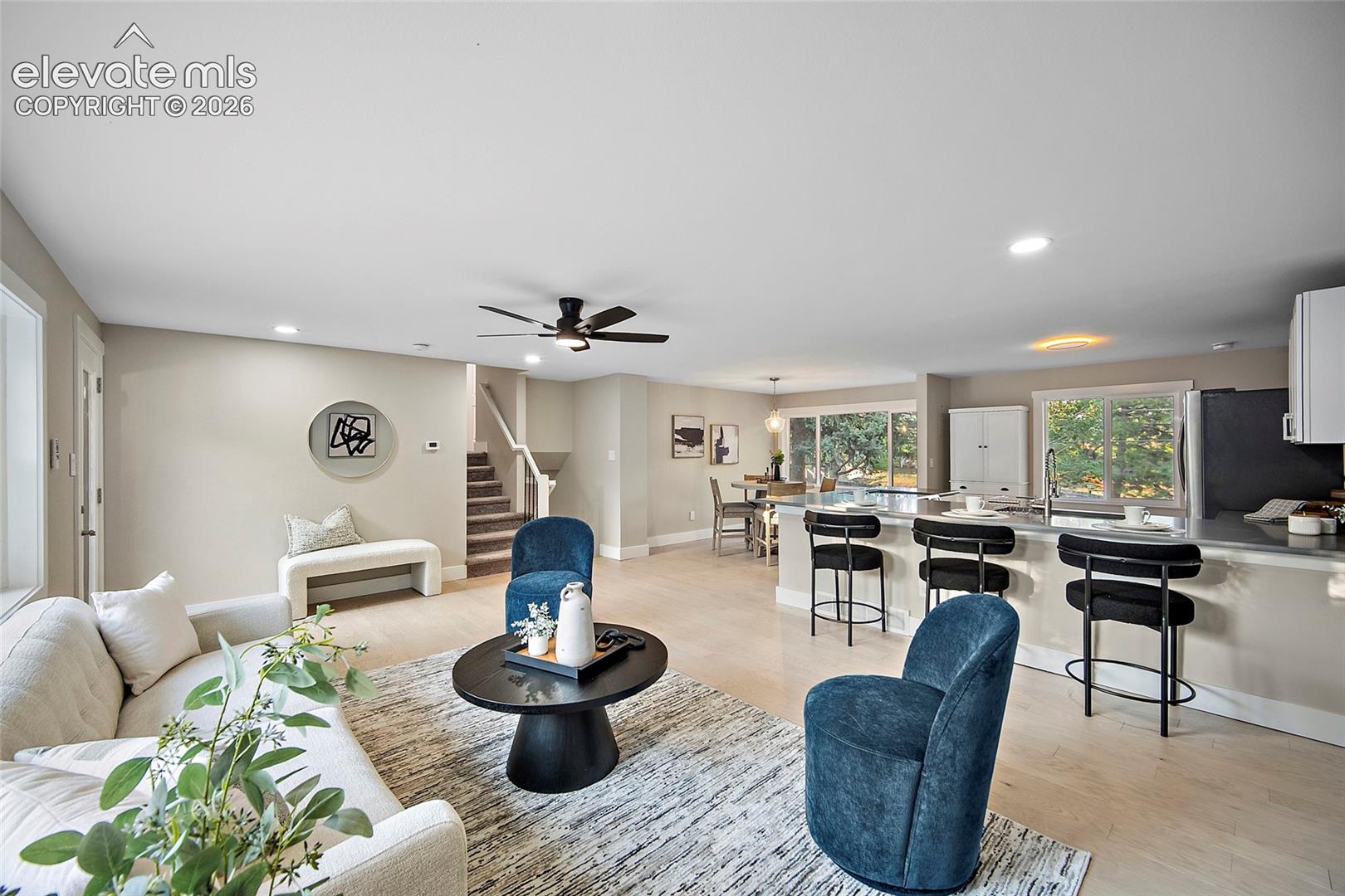 2123 Warwick Lane, photo 6