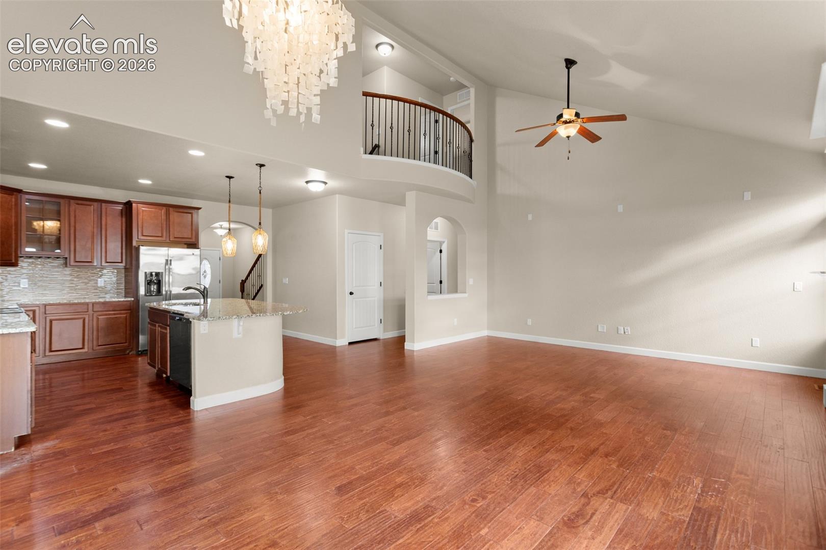 Listing photo 6 for 7551 Dutch Loop