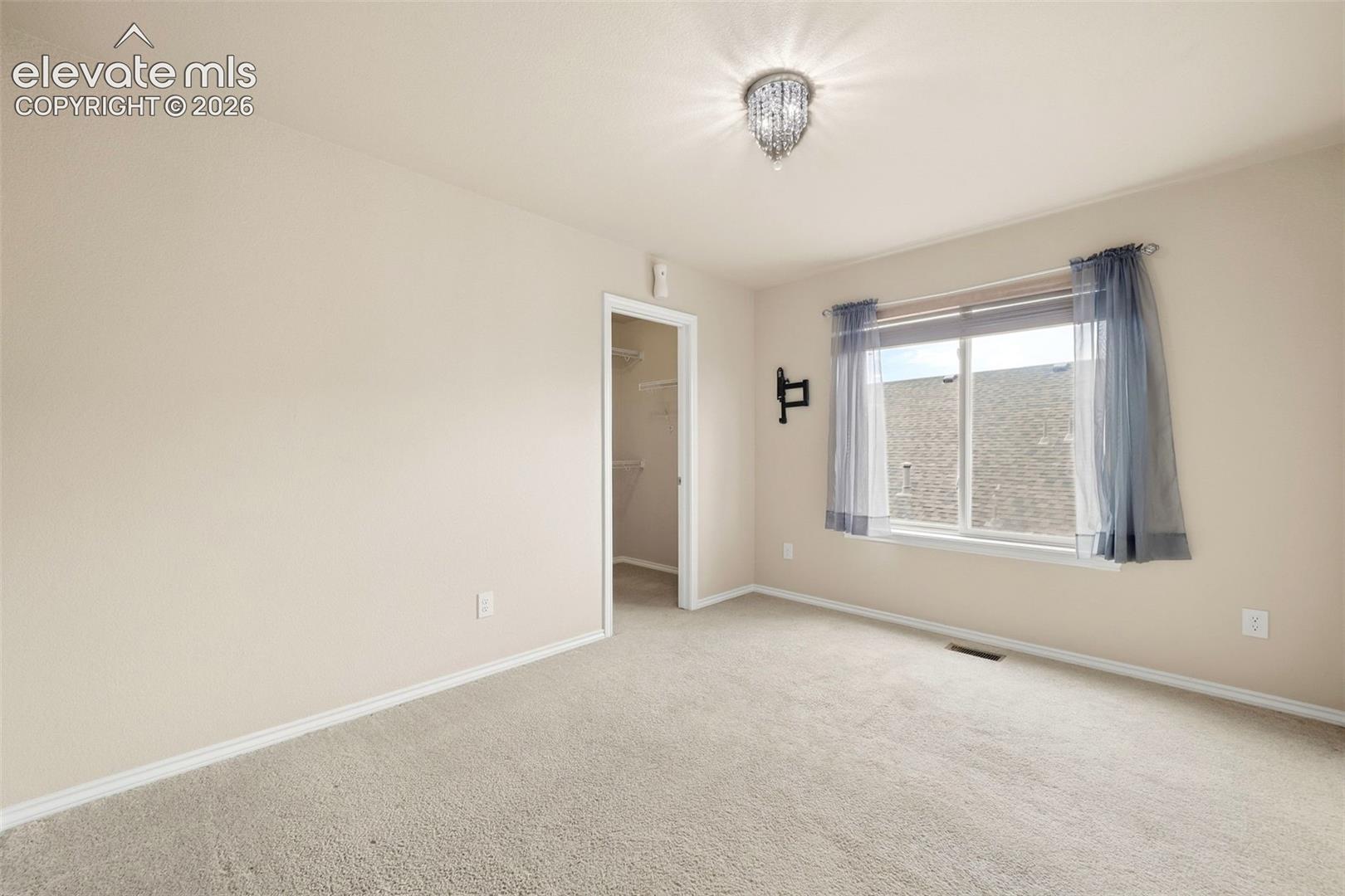 Listing photo 23 for 9895 Kings Canyon Drive