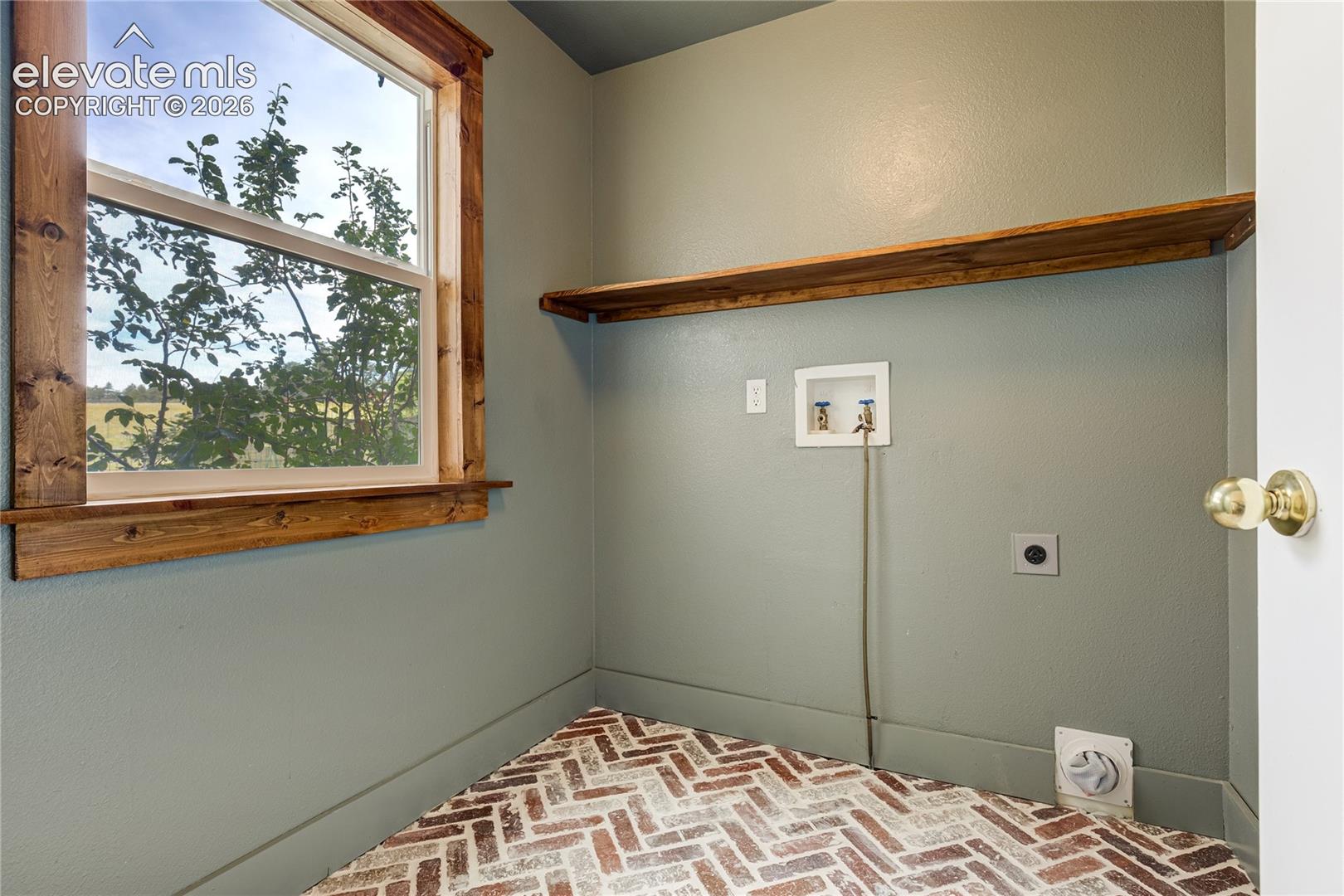 Listing photo 19 for 17650 Fremont Fort Drive