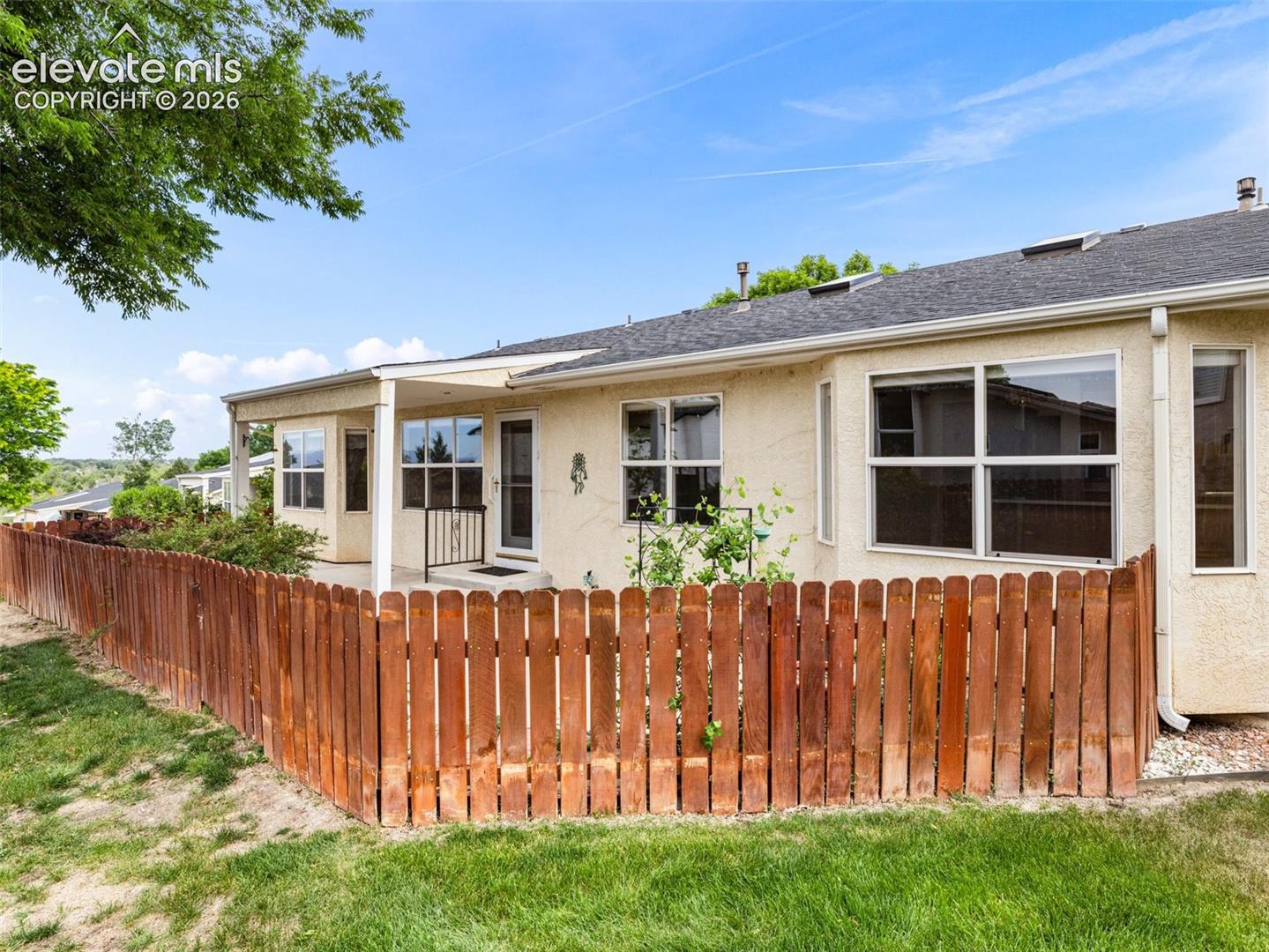 Listing photo 33 for 10 Brave Eagle Court
